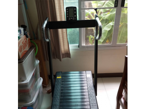 ขอขอบคุณ คุณวีริยา สั่งซื้อ Core-Fitness Real Run - Curved Treadmill ลู่วิ่งไม่ใช้ไฟฟ้า ขนาดกลาง